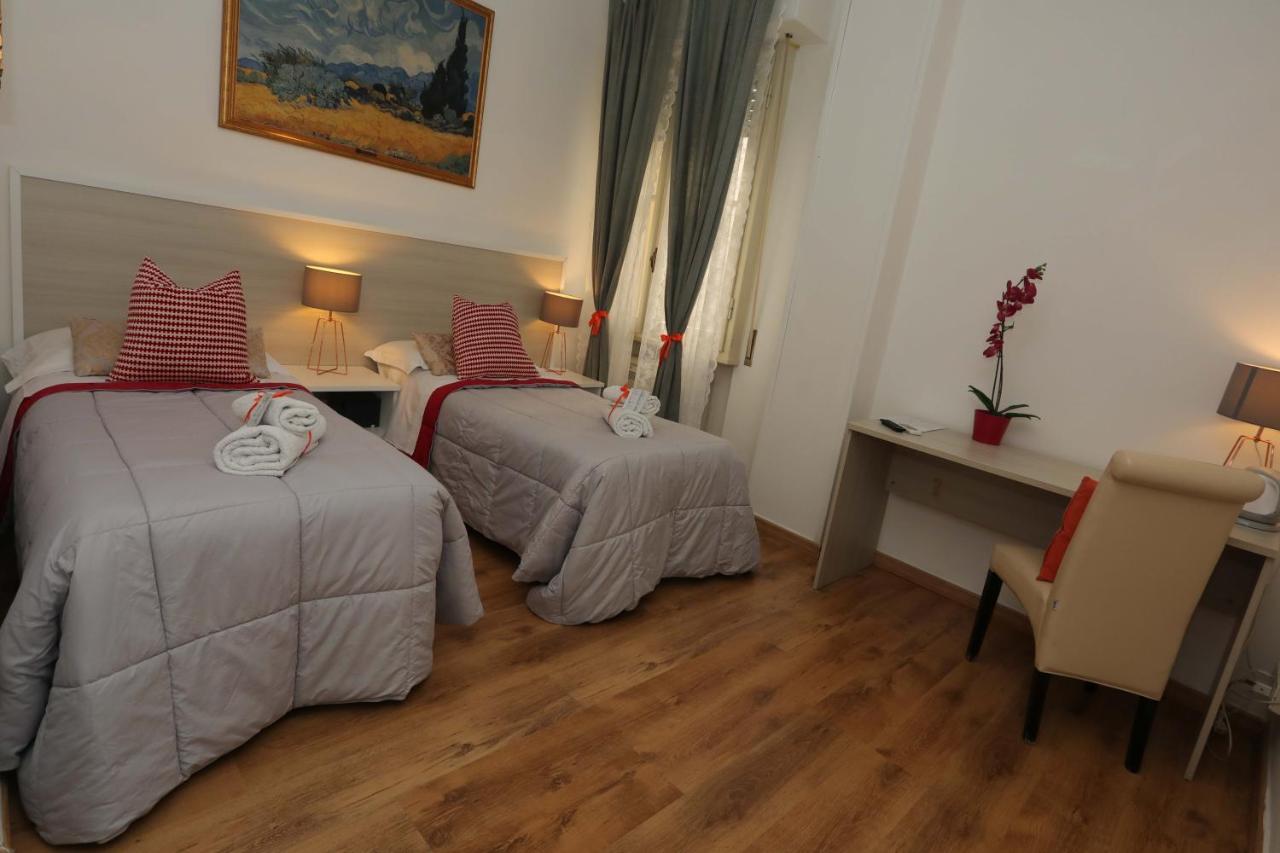 Soggiorno La Coccinella Firenze Bagian luar foto